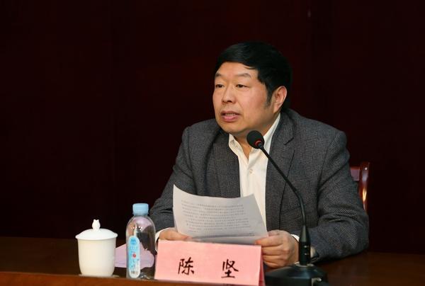 我校2014年党风廉政建设干部大会召开